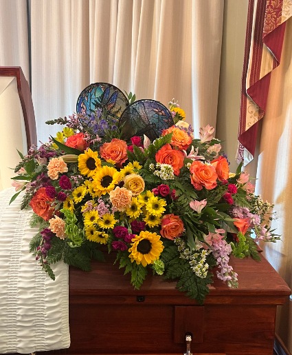 A Life That Bloomed 1/2 Casket