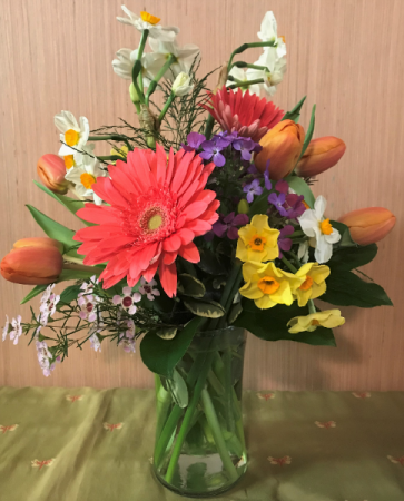 A Peachy Morning Vase Arrangement
