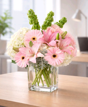 PRINCESS FOR A DAY Short Vase Arrangement