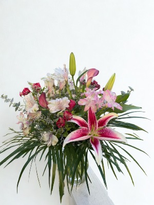 All the Pretty Lilies Vase Arrangement 