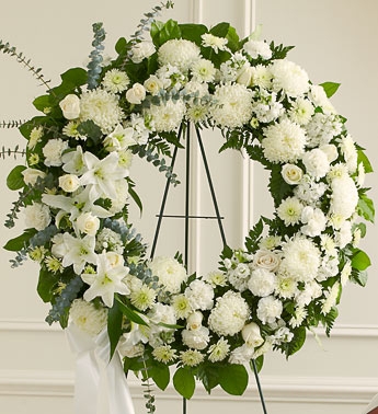 All White Standing Wreath 