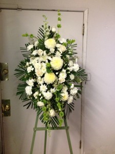 All White Standing Spray 