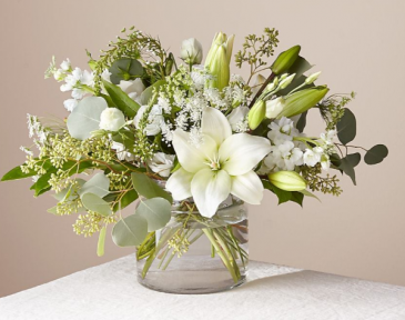 Alluring Elegance Top Seller in Kirtland, OH | Kirtland Flower Barn