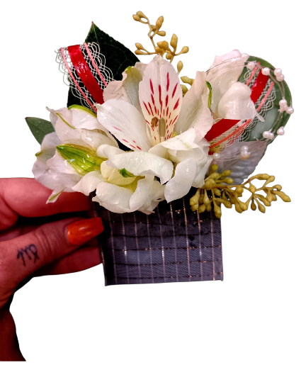 Alstro pocket  Pocket square- must have a full pocket 