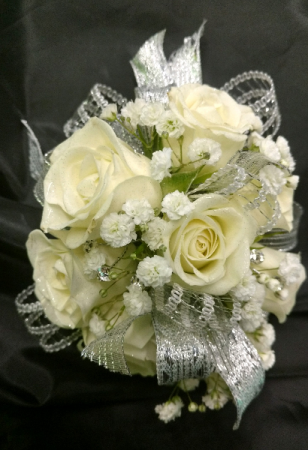 Angelic corsage
