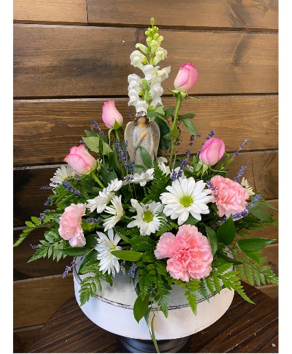 Angelic Rose Arragnment sympathy