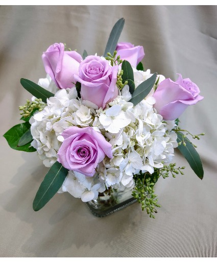 Angeline's Signature Floral Arangement