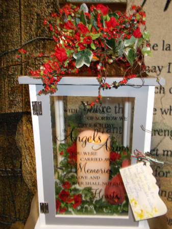 Angels Arms Lantern silk arrangement/ Lantern
