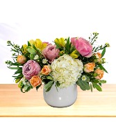 Apricot Spritz Ceramic Pot Arrangement