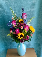 AQUA ESCAPADE FLOWER ARRANGEMENT