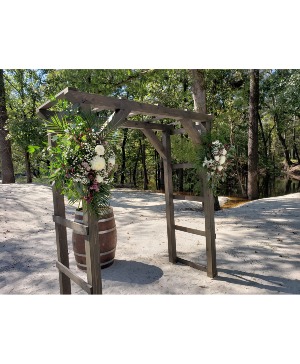  WOODSY ARBOR DECORATION WEDDING FLOWERS