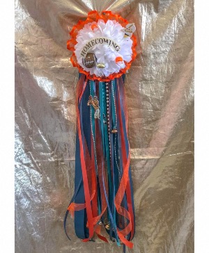 Arm Homecoming Mum Corsage