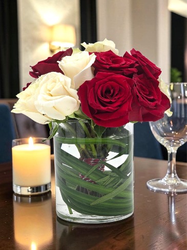 Armonía de Corazón Everyday Occasion Arrangement in San Juan, PR | ELIKONIA FLOWERS