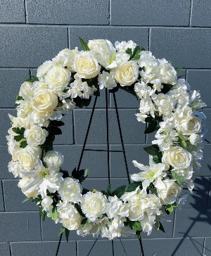ARTIFICIAL FLOWER WREATH ( not include Easel )
