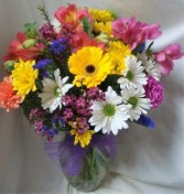 "SPRING FEVER"(E) MIXED SPRING FLOWERS ARRANGED IN A VASE!
