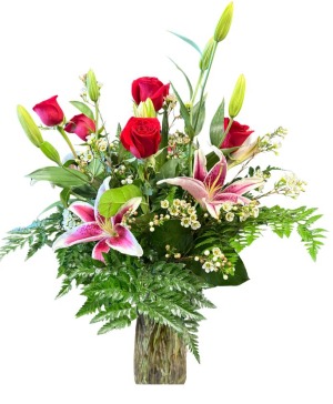 ENCHANTED GAZE Vase Arrangement