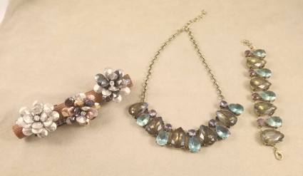 Assorted Jewelry 
