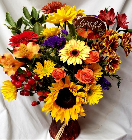AUTUMN GRATEFUL BOUQUET...MIXED (F) Bright fall colors in a vase with either a GRATEFUL OR THANKFUL PICK!