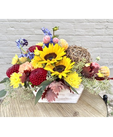 Autumn Harvest Glow Flower Arrangement in Medina, NY | CREEKSIDE FLORAL AND DESIGN