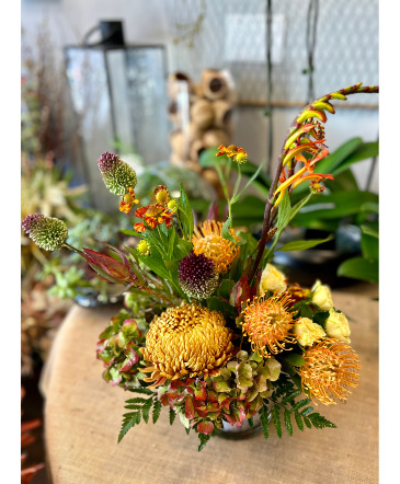 Autumn Orange Floral Arrangement in Darien, CT | DARIEN FLOWERS