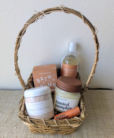 Autumn Spa Basket  in La Grande, OR | FITZGERALD FLOWERS