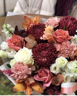 Gift Certificate  Give the gift of flowers, thoughtfully chosen.