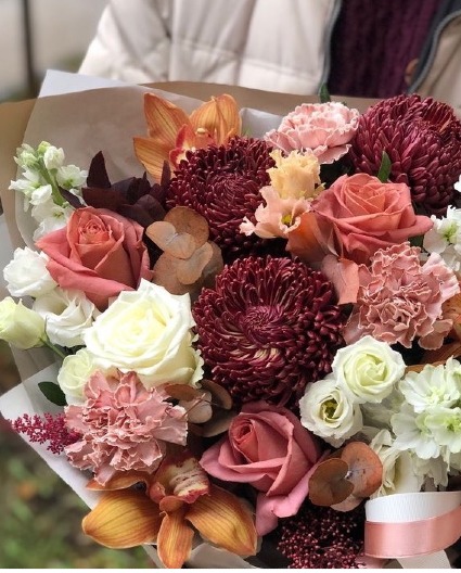 Gift Certificate  Give the gift of flowers, thoughtfully chosen.