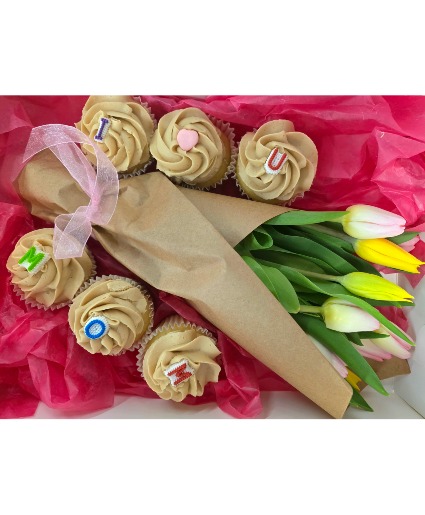 Baker's Dozen Cupcake Bouquet