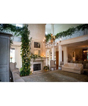 Balcony/Fireplace (2) Wedding/Reception/Party