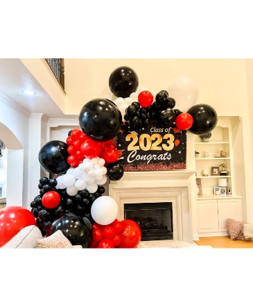 BALLOON GARLAND  GRADUTATION BALLOONS  in Trumann, AR | Blossom Events & Florist