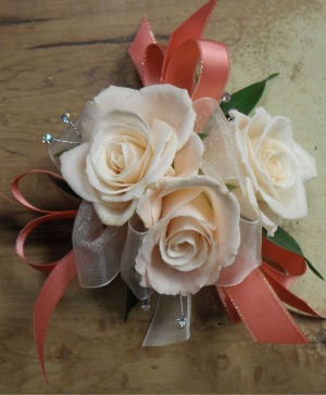 Basic Corsage Corsage