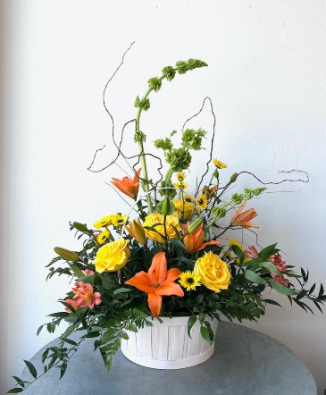 Basket of Gold  in La Grande, OR | FITZGERALD FLOWERS