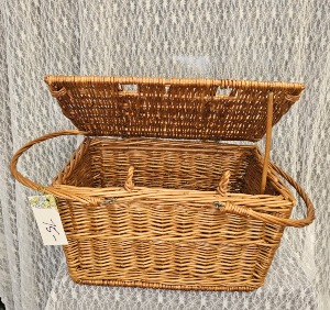 Basket - Vintage Wicker Picnic Basket 