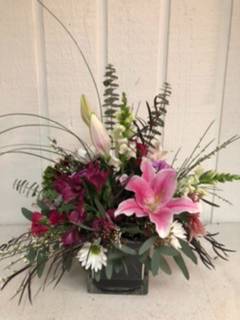 Special Mom Beautiful Cube Arrangement 