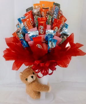 Bear hug Candy bouquet