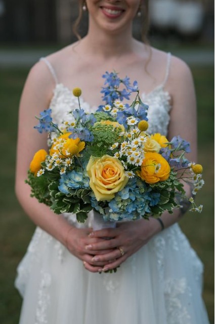 Beautful Blue and Yellow Bouquet 