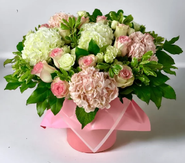 BEAUTIFUL ALLURE  in Williamsburg, VA | Blessing and Blooms Florist