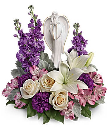 Beautiful Heart Arrangement in Winnipeg, MB | CHARLESWOOD FLORISTS