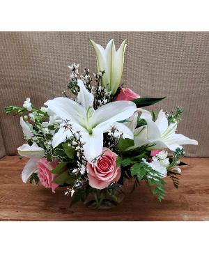 BEAUTIFUL LOVE Premium Mixed Floral Arrangement