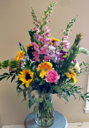 Seasonal Mixed Vase Arrangement 