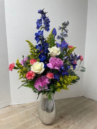 Beautiful Reflections Arrangement