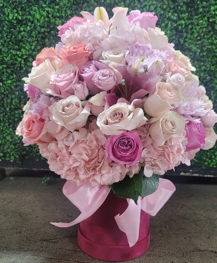 beautiful rose hat box 