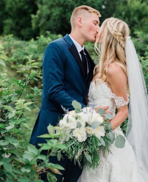 Custom wedding bouquets  