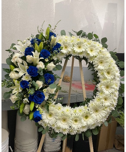 BEAUTIFUL WREATH 