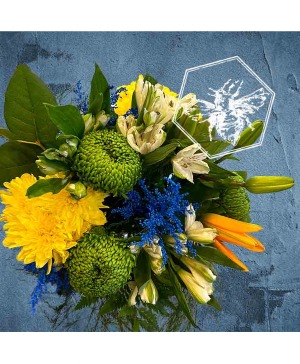 BEE-lightful Bouquet Handtied Fresh Flowers