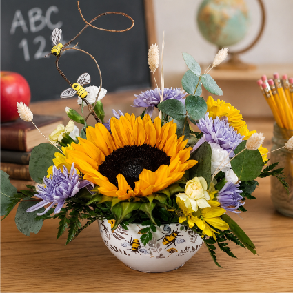 BEELIEVE IN YOURSELF FLOWER ARRANGEMENT