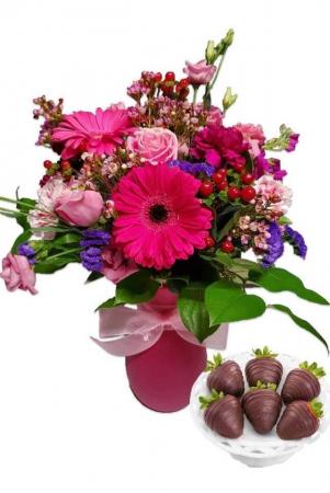 Perfectly Pink Vase Arrangement
