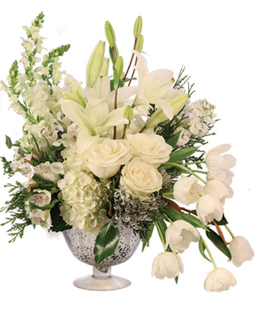 Bespoke Ivory Flower Arrangement in Darien, CT | DARIEN FLOWERS