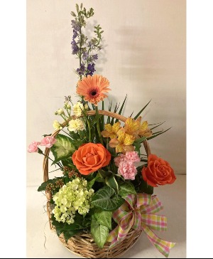 Best of both worlds Planter with cut flowers