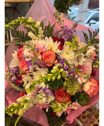 Big bouquet big love Cut Flowers in Darien, CT | DARIEN FLOWERS